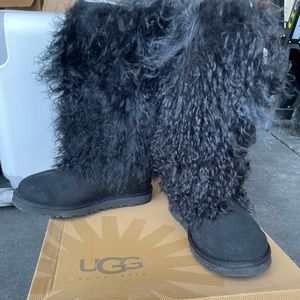 Ugg Lida Mongolian-Trim Boots Size 6